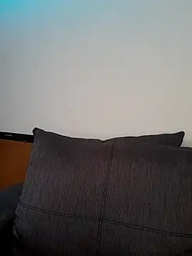 Chat soba uživo modela mell0102