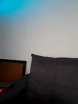 mell0102 Live Chatraum