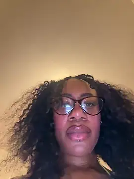 Chatroom en direct de AaliyahBlackxox