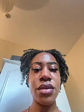 AaliyahBlackxox Cameră chat live