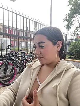 Chat soba uživo modela IvySanchez_Pinkk