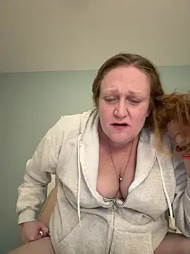 Kellilyn10 чат на живо