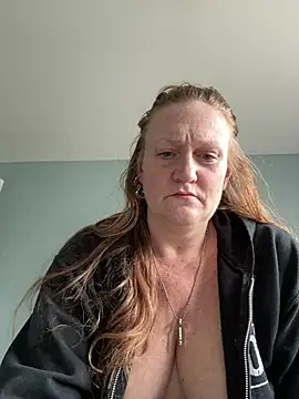 Kellilyn10 – Naživo XXX chat