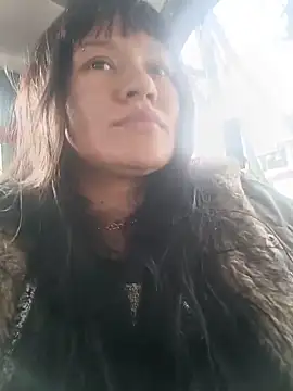 חדר צ'אט בשידור חי של Bathory777