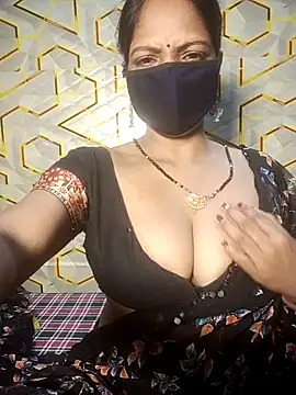 Juli_80 – live chatrum