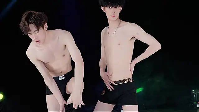 EXO-ONE: вебкам-шоу
