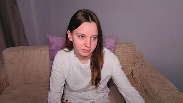 חדר צ'אט בשידור חי של lolytaberry