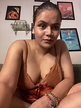 غرفة دردشة Leena_singh المباشرة