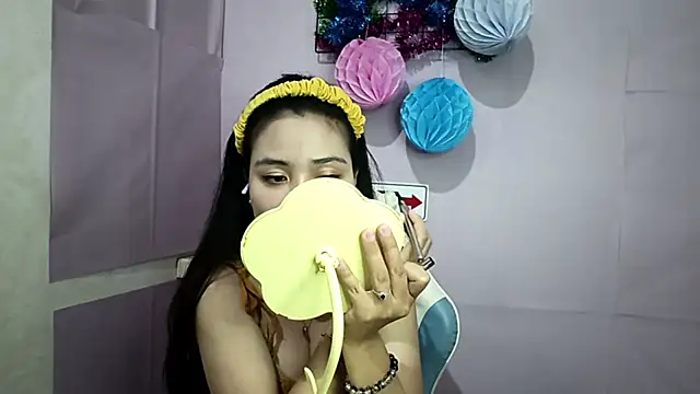 FerminaBoutwell live-chat rom