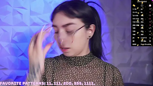 غرفة دردشة zara_bliss المباشرة