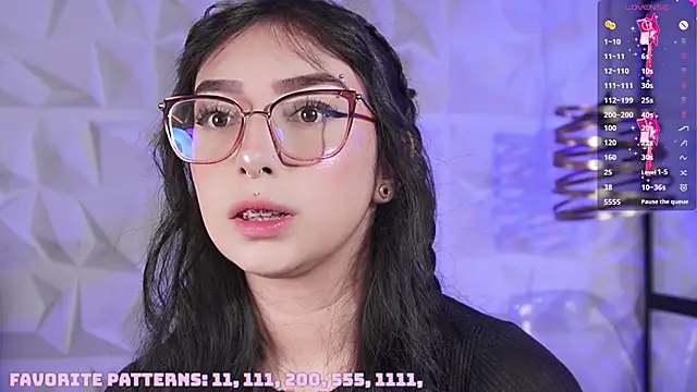 zara_bliss – Naživo chatovacia miestnosť