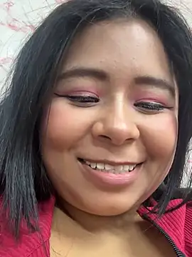 AriaMoonnn Adlı Modelin Canlı Sohbet Odası