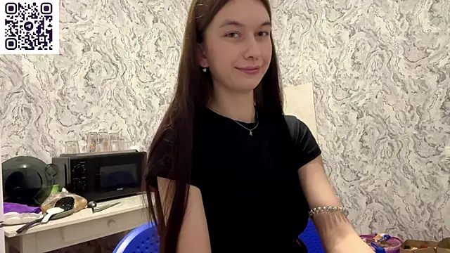 HinaDesire – live chatrum