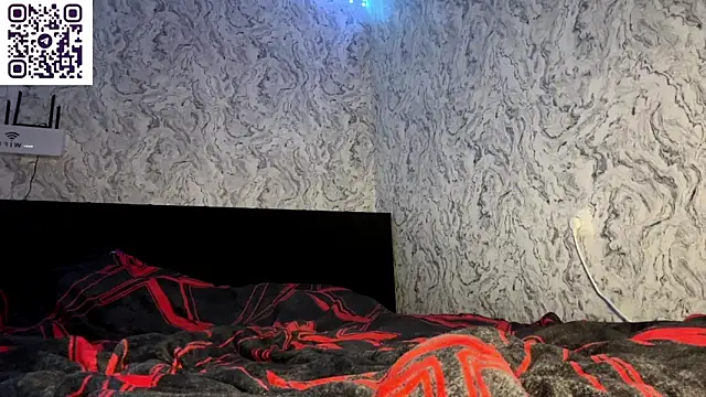 Sala de chat ao vivo de HinaDesire