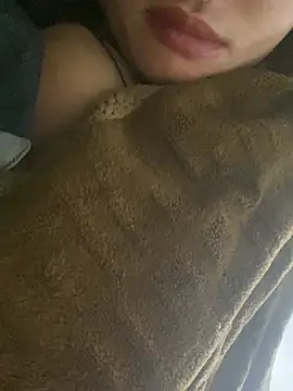 BaeSuzy_no1 Adlı Modelin Canlı Sohbet Odası