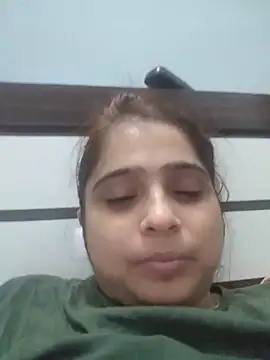 cute_bitchbaby's Live Chat Room