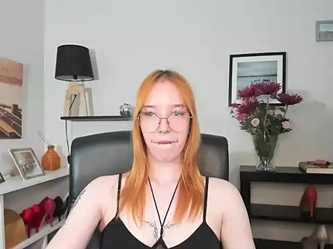 foxSonya Adlı Modelin Canlı Sohbet Odası