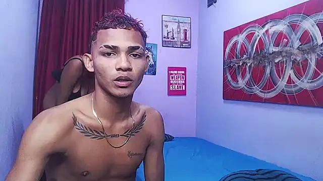 Chat soba uživo modela black_twinks