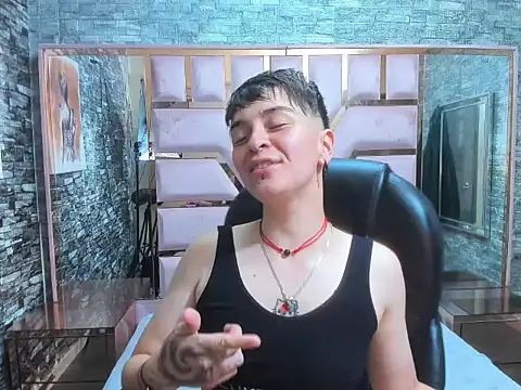 Hanna_Hott11 élő chatszobája