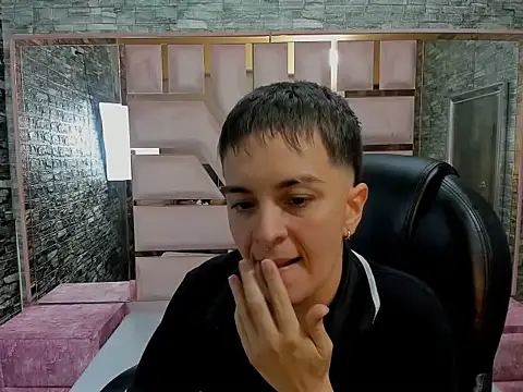 Hanna_Hott11 live-chat rom