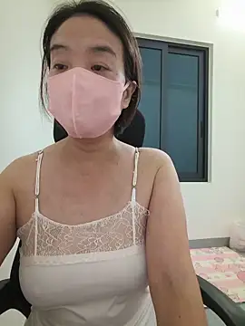 חדר צ'אט בשידור חי של Evila_girl