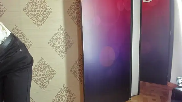 Živá chatovací místnost Violett_Carter