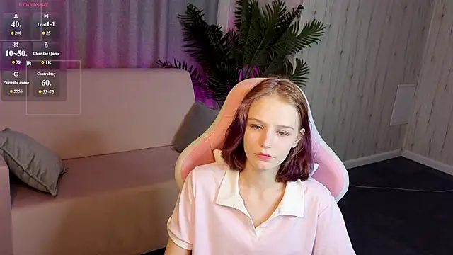 Sala de chat en directo de AliceJohansone