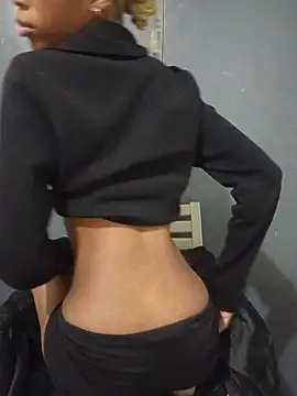 Онлайн чат PetiteBarbie_05
