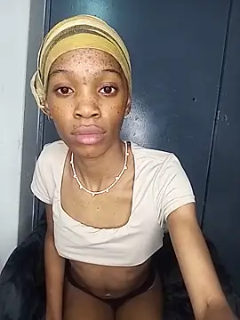 Chat ao vivo de PetiteBarbie_05