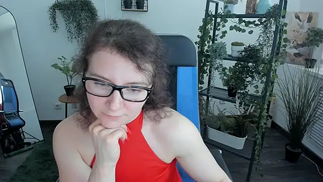 AureliaGleam Adlı Modelin Canlı Sohbet Odası