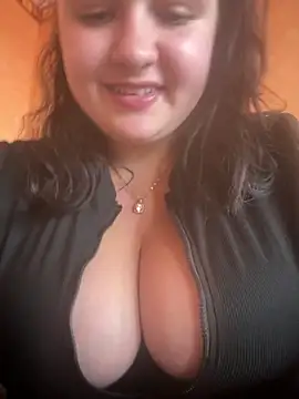 baby_katsumi Adlı Modelin Canlı Sohbet Odası