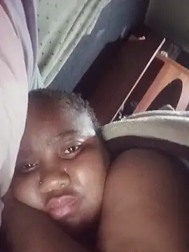 Chat XXX Live ChubbyMidgetxxx19