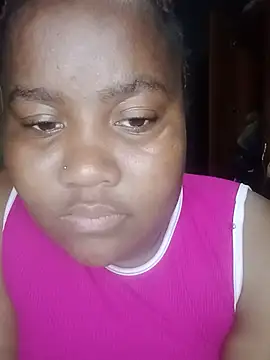 ChubbyMidgetxxx19 Live Chatrum