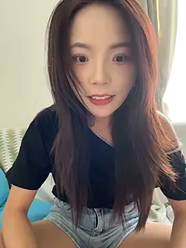 susu_kara Adlı Modelin Canlı Sohbet Odası