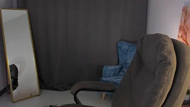 gracekellyyy's Live Chat Room