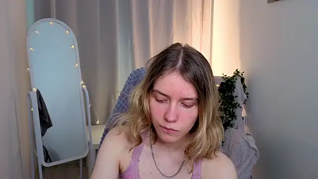 Pokój czatu na żywo – MilanaRayy