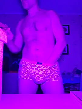 Chat soba uživo modela DaddyMarlboro