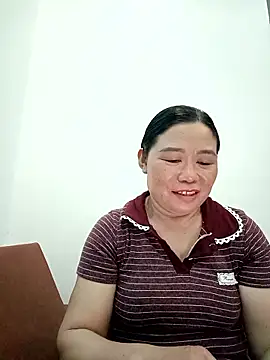 -Lytina- Live Chatrum