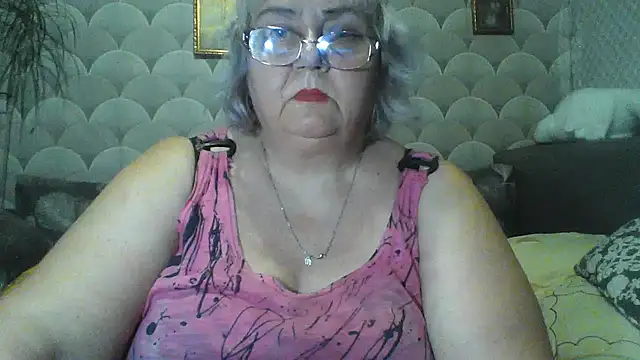 MarinaFarina53 Live chatroom