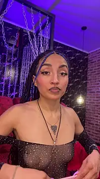 LunaiXMoon_ লাইভ চ্যাট রুম