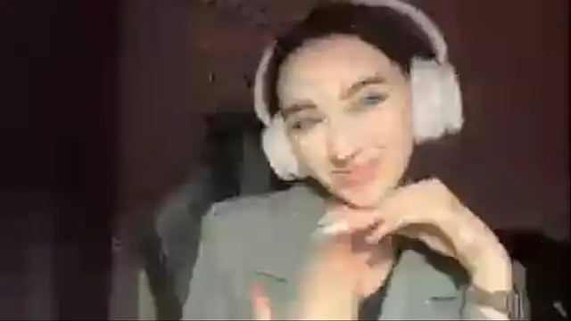 NightFoxxx লাইভ চ্যাট রুম