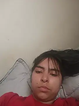 Amarantha_222 Adlı Modelin Canlı Sohbet Odası