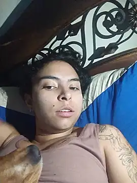Živá chatovací místnost Amarantha_222