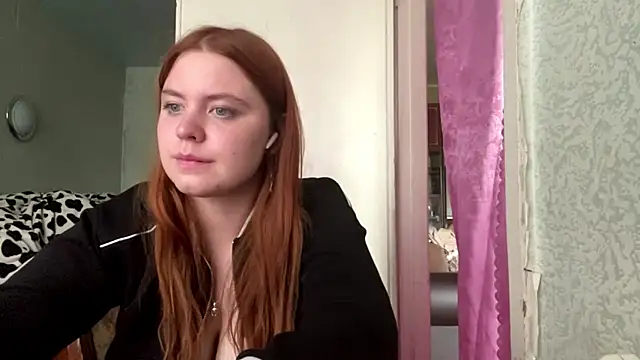 Pokój czatu na żywo – Violette_Iguina
