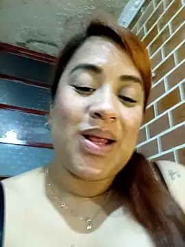 Chatroom en direct de AriaGomez_