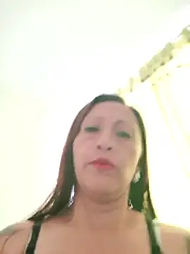 חדר צ'אט בשידור חי של Vely_