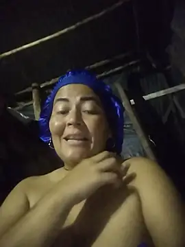Živá chatovací místnost kailiani12