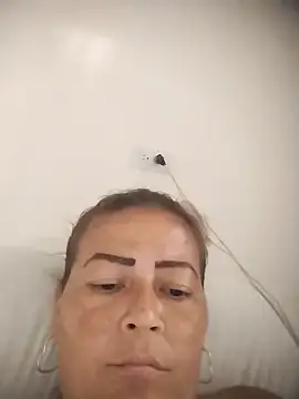 Sala de chat en directo de kailiani12