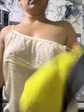 ห้องแชทสดของ Afroditaxxx1