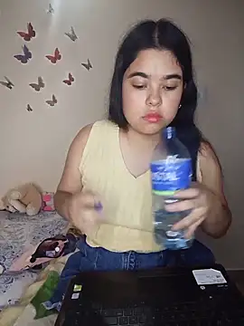 MiiaHott_W Live Chatraum